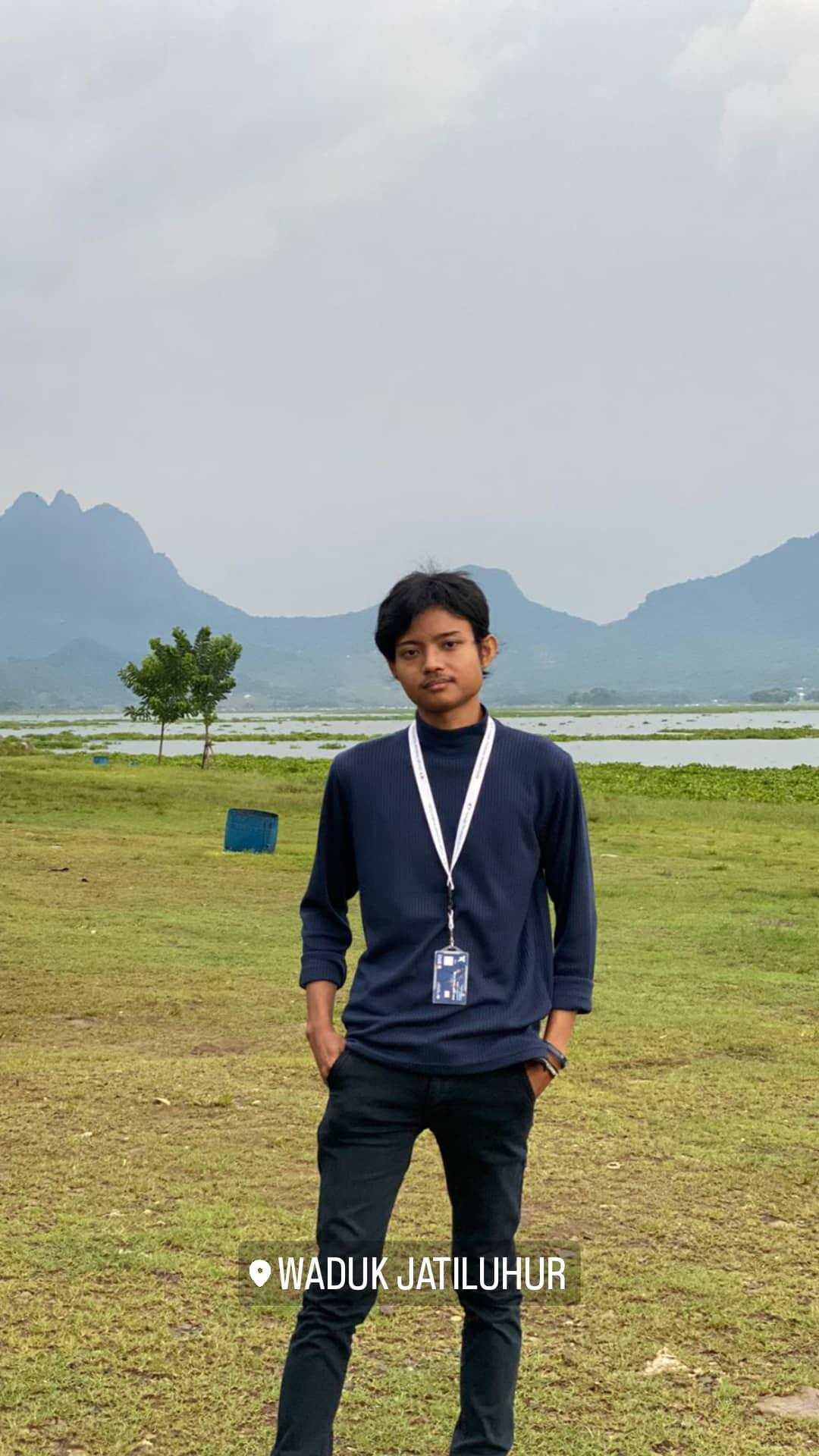 Sunset at the Largest Dam in Indonesia | Azhar Rizki Zulma